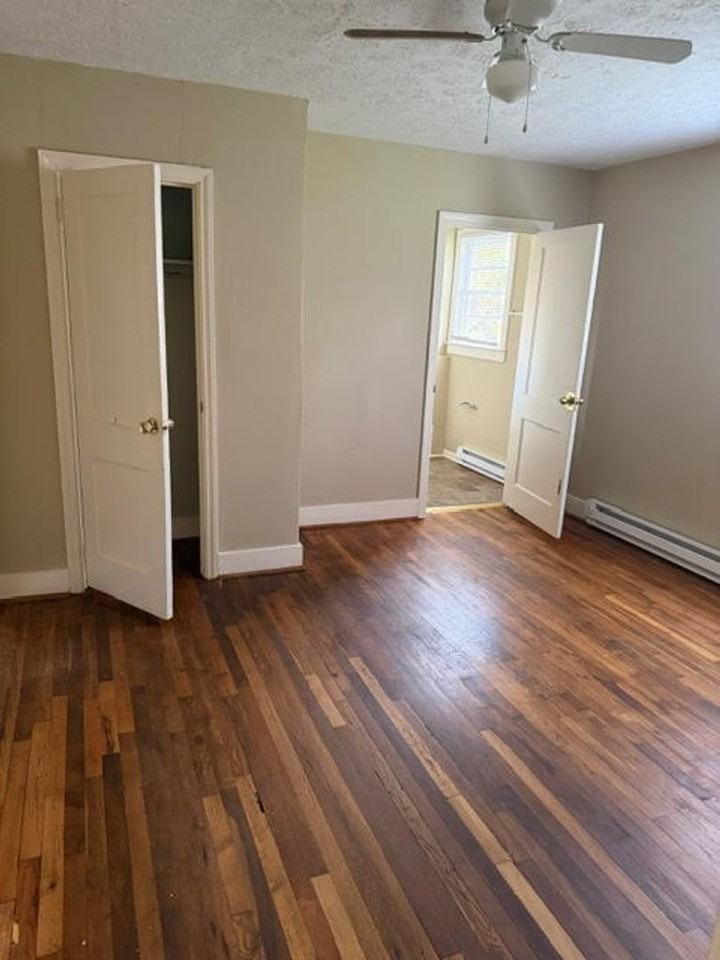 231 Elder St - Photo 5 of 13