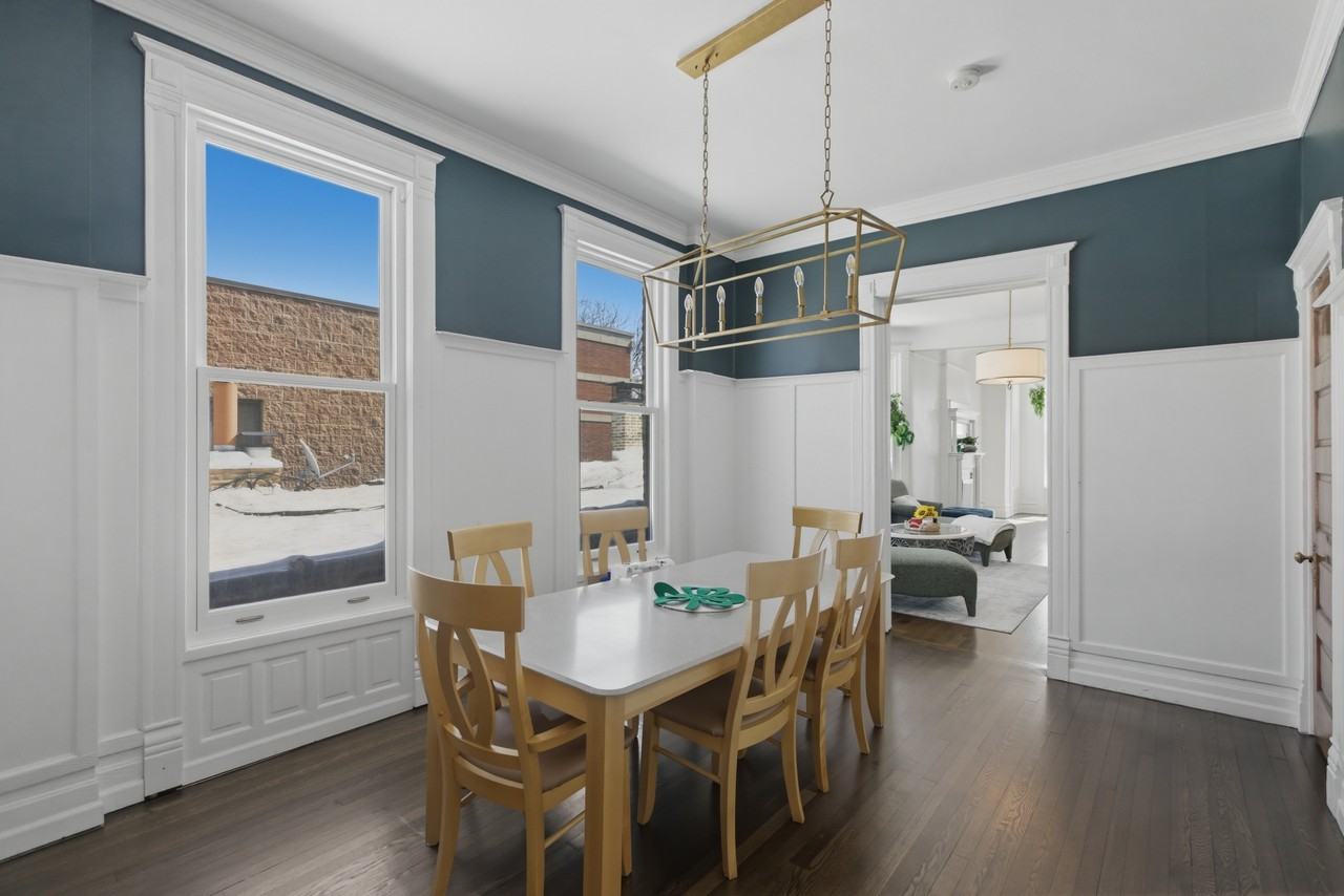 850 W Oakdale Ave #3 - Photo 2 of 21