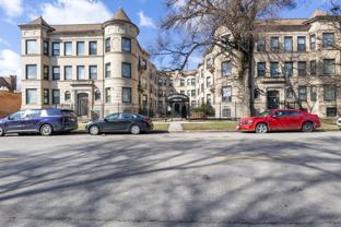 6034 S Prairie Ave - Photo 1 of 1