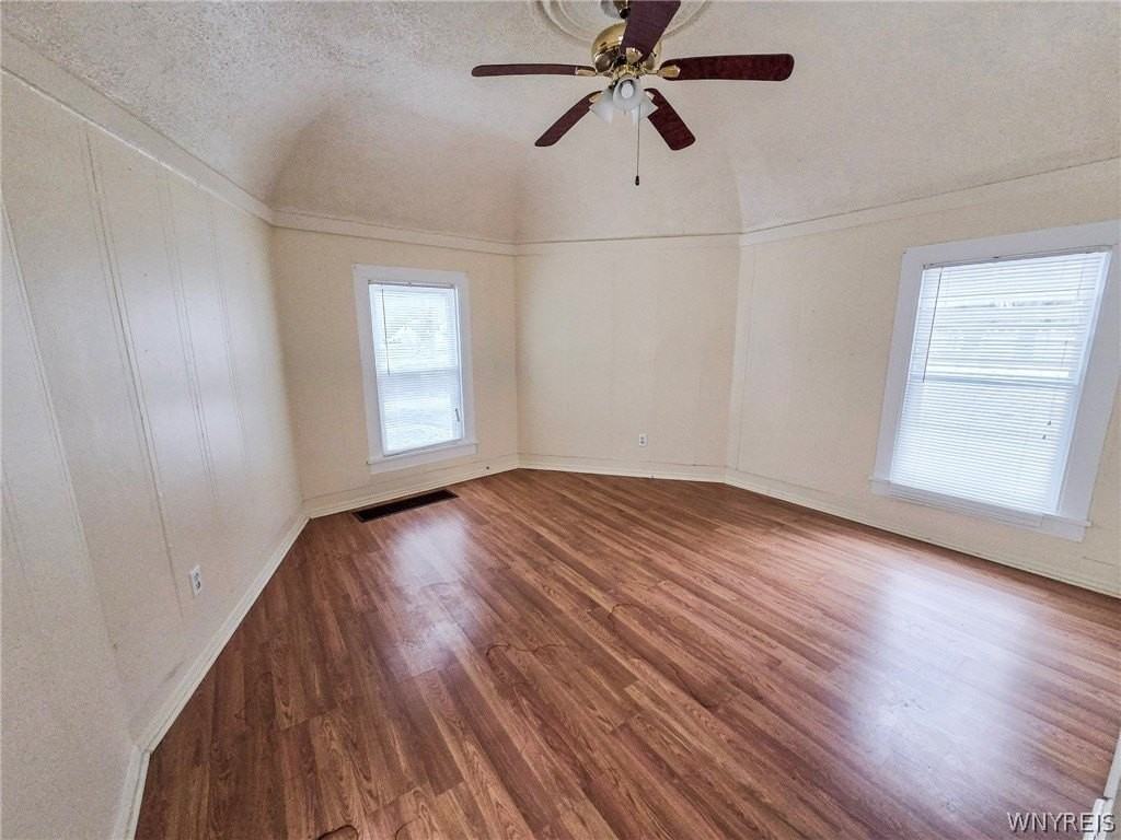 38 N Main St - Photo 4 of 13