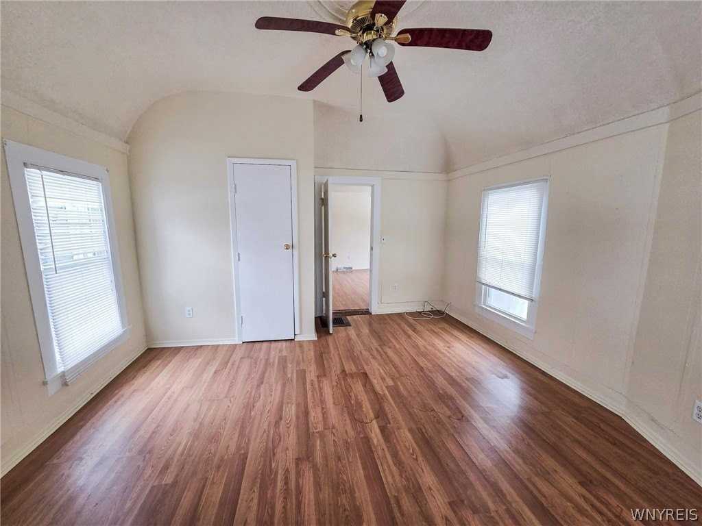 38 N Main St - Photo 5 of 13