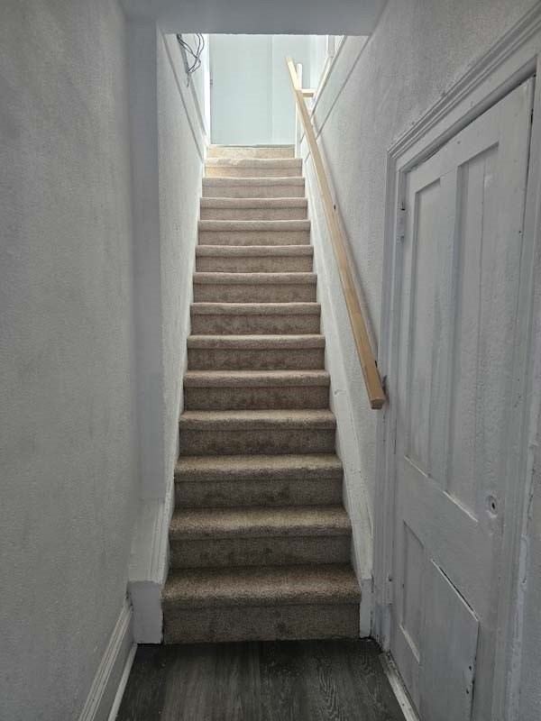 250 Anderson Ave - Photo 2 of 14