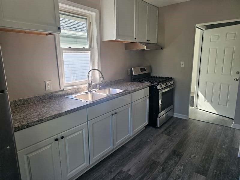 250 Anderson Ave - Photo 5 of 14