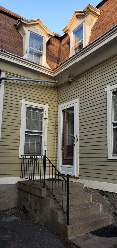 44 Park Ave Apt 3 - Photo 2 of 11