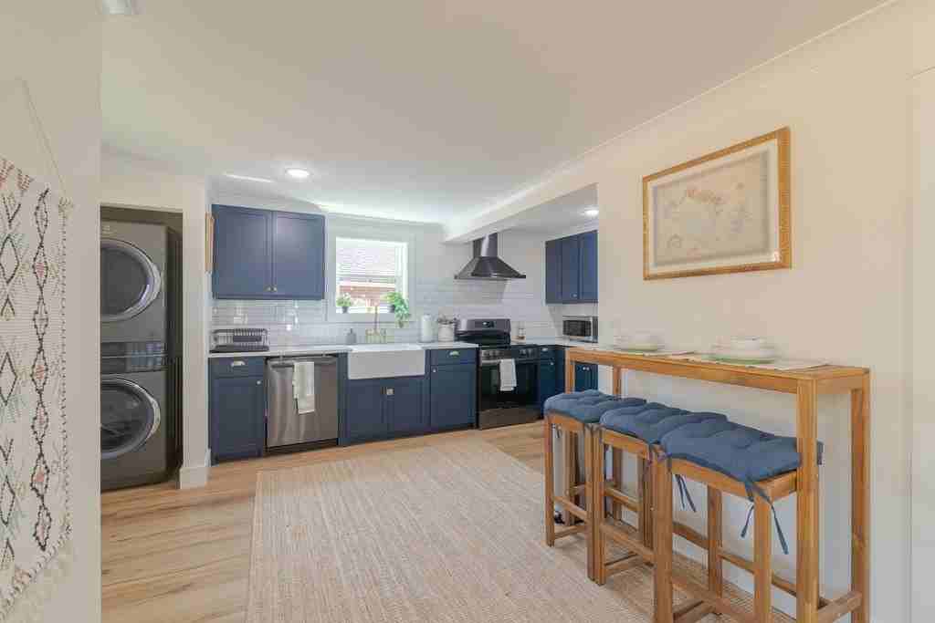 1519 1/2 16th Ave - Photo 6 of 15