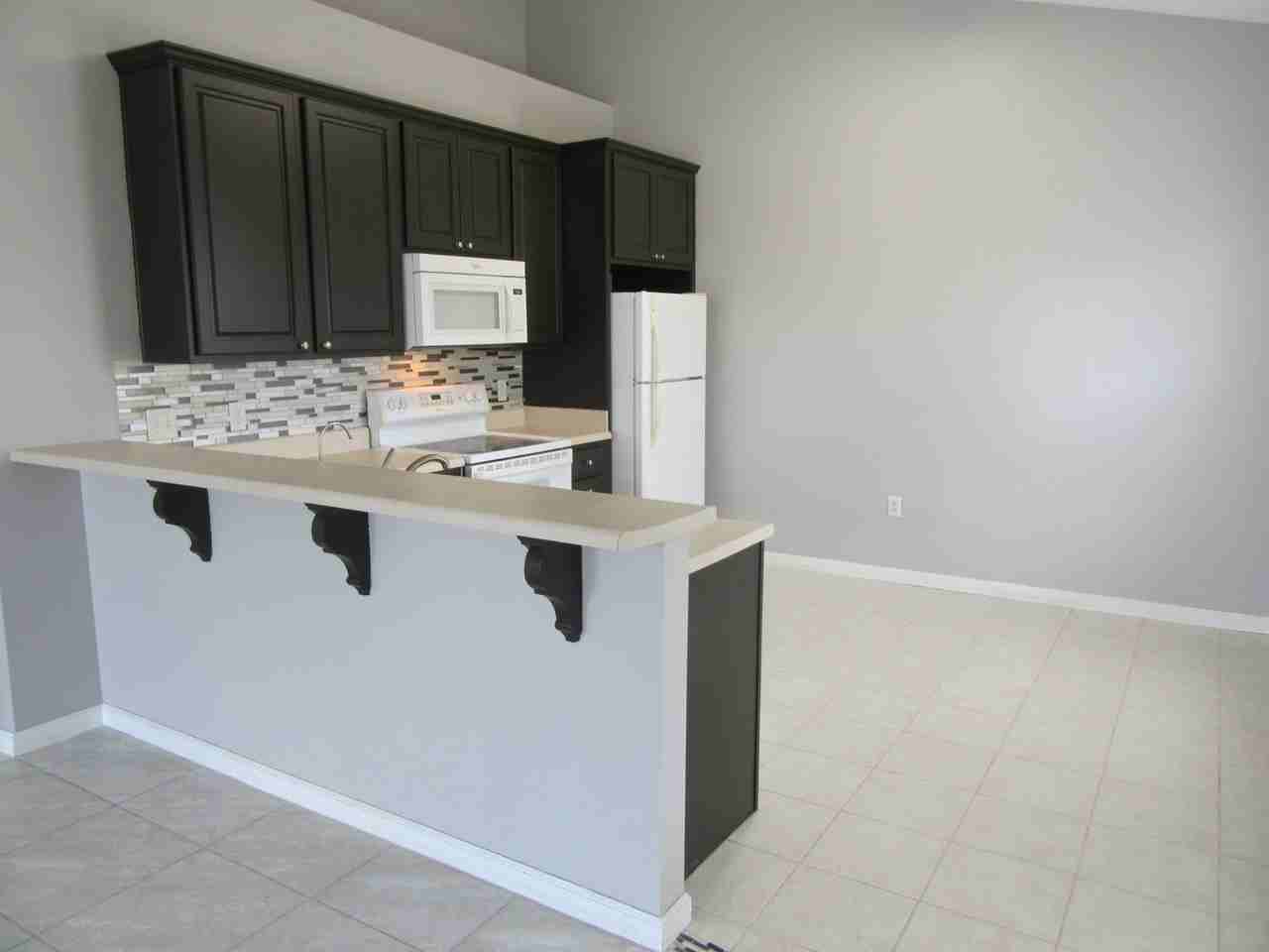 2618 Oakmont Dr - Photo 5 of 19