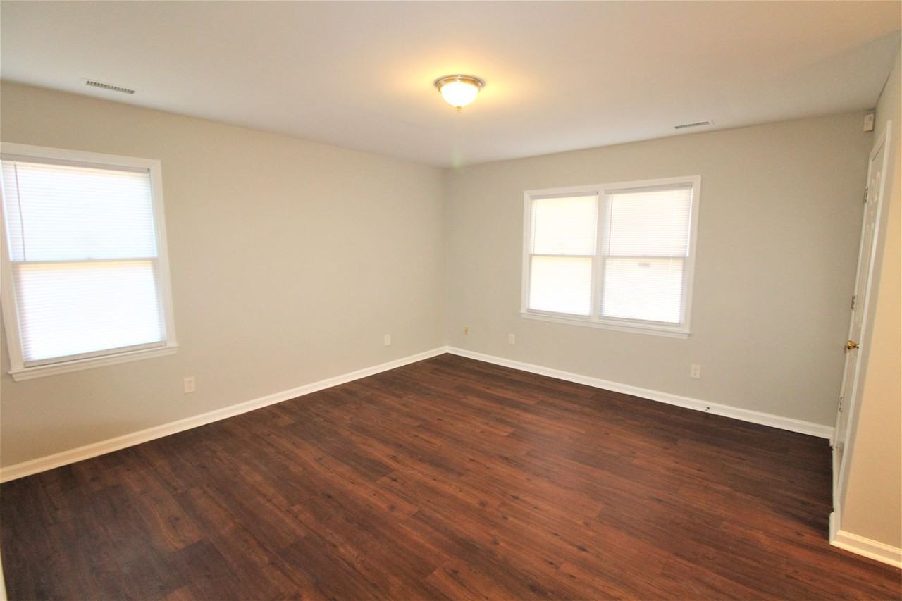 1228 Pegram St - Photo 6 of 24