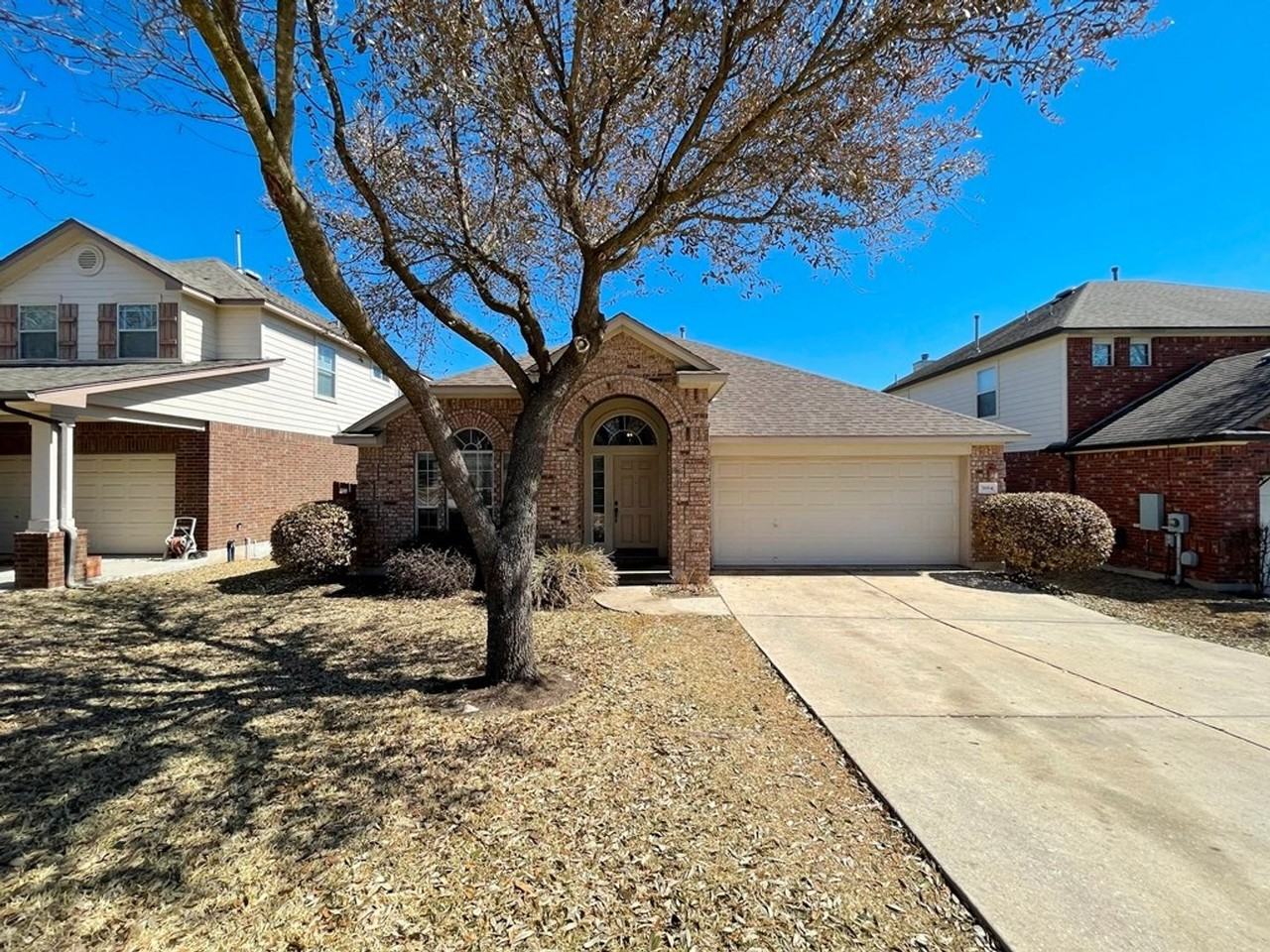 3664 Fossilwood Way - Photo 2 of 33