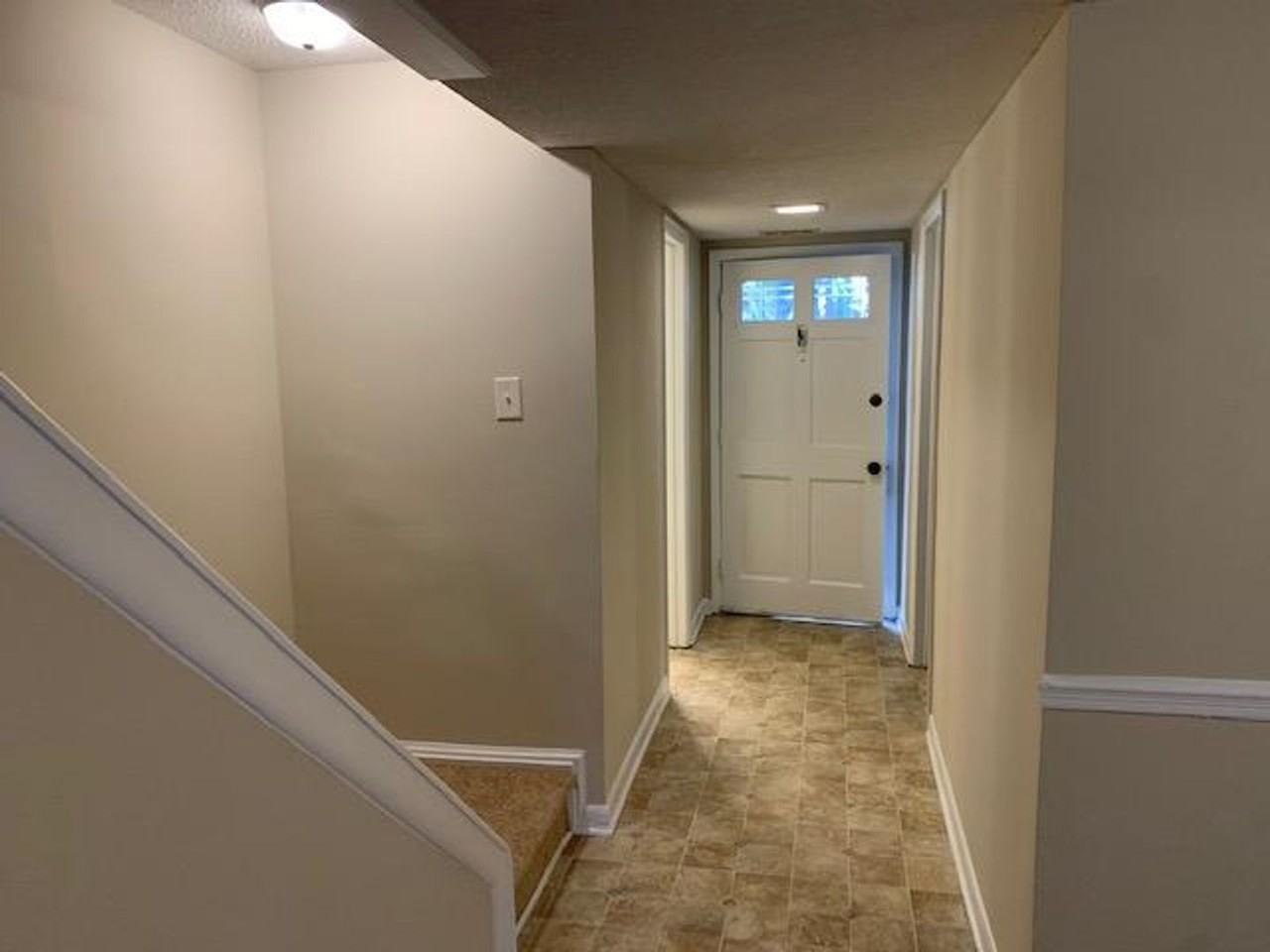 1200 Falls Church Rd Apt A - Photo 2 of 18