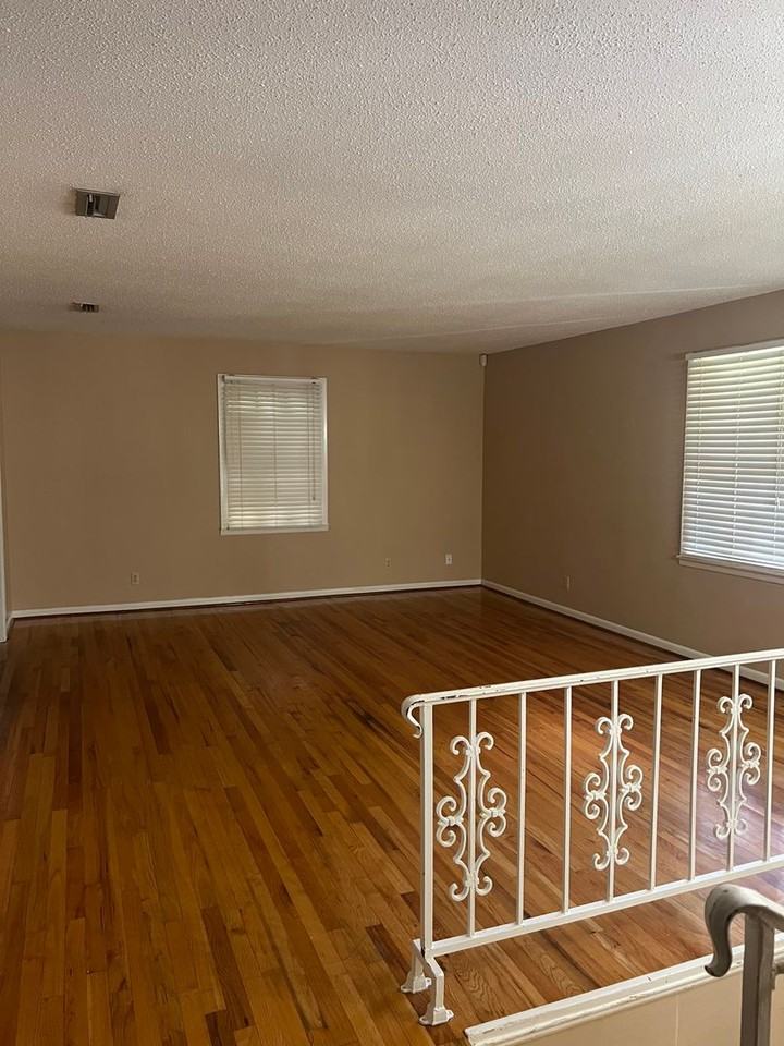 110 Laurel Cir - Photo 5 of 28