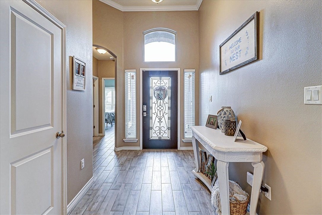 5817 Bella Di Giorno Dr - Photo 4 of 39