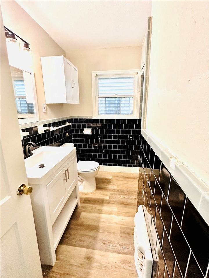 1202 Devon Dr - Photo 7 of 19