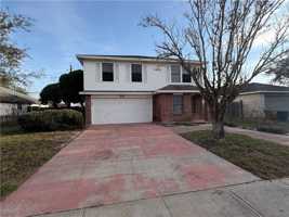 featured image of 918 Saint Bernard St