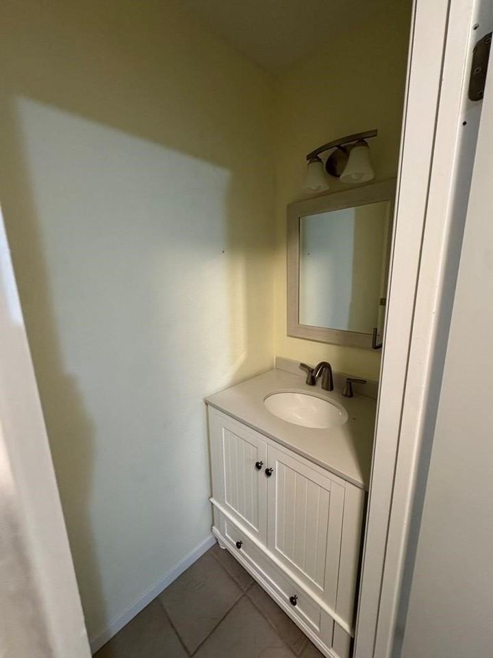 302 Saint Andrews St #A102 - Photo 7 of 15