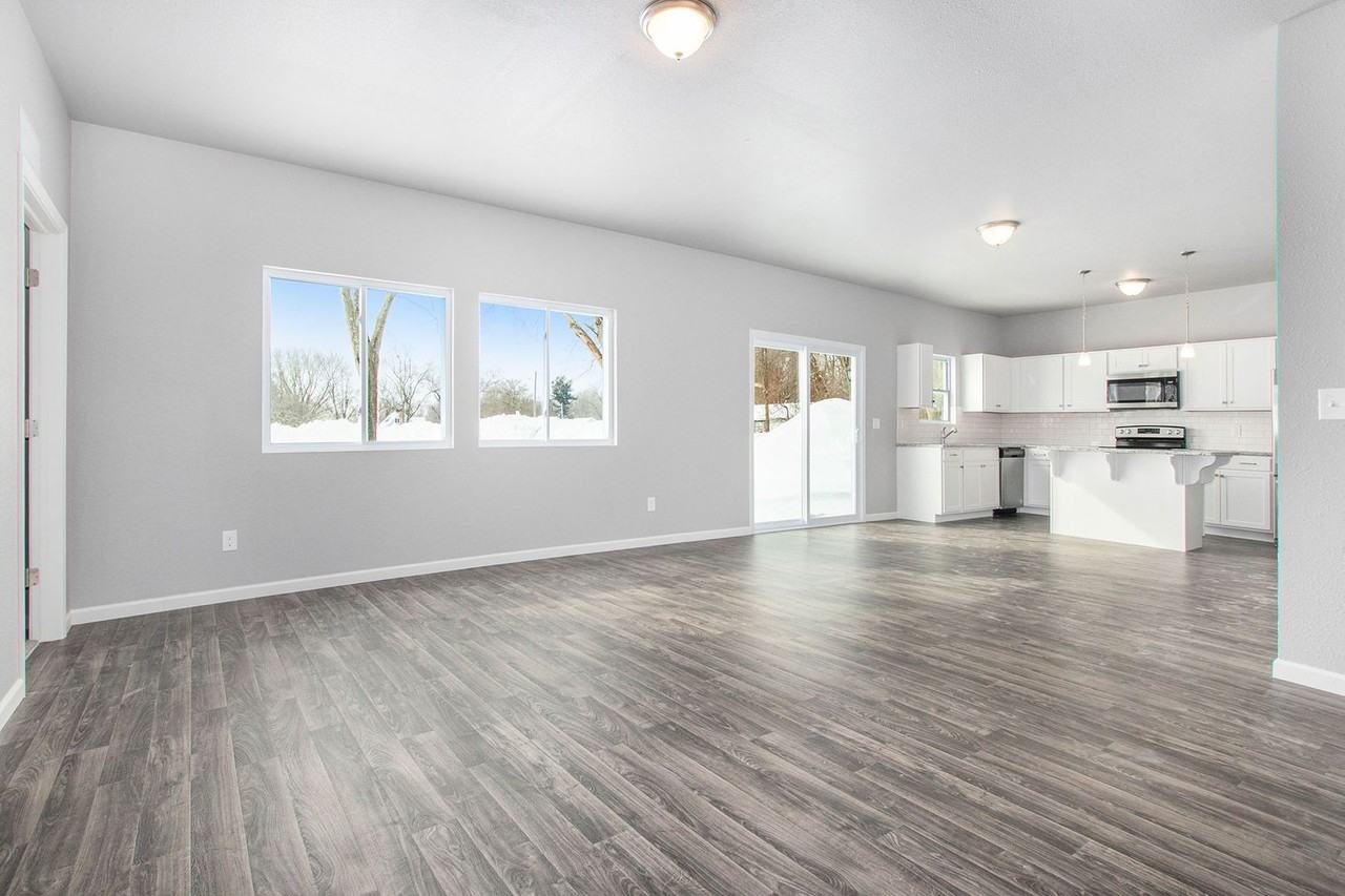 3123 Belgian Dr - Photo 5 of 18