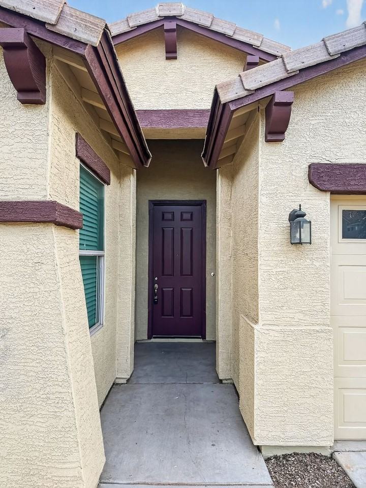 1451 E Clark Dr - Photo 3 of 43