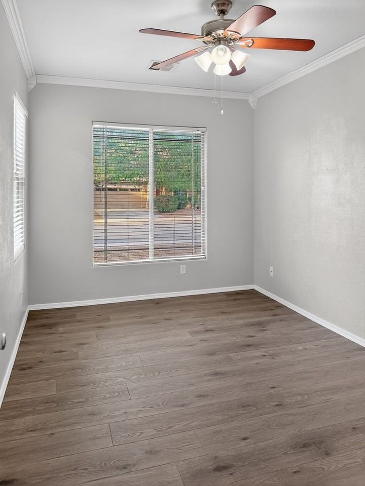 1451 E Clark Dr - Photo 4 of 43