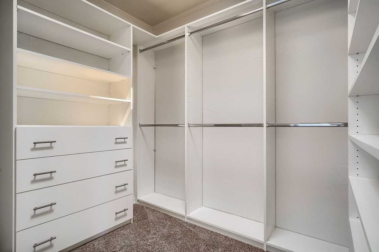 1421 N Pearl St - Photo 3 of 20