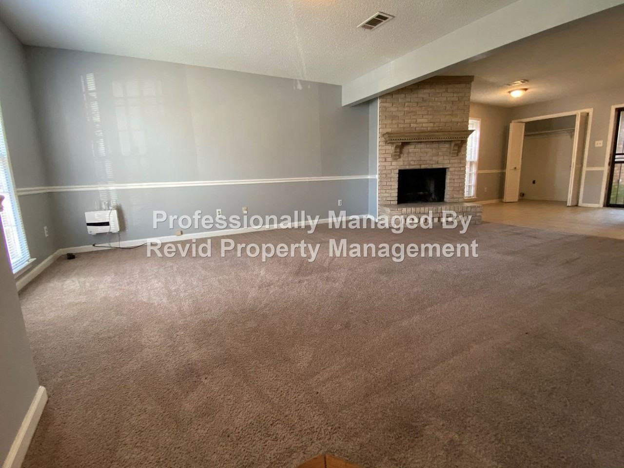 3003 Charlestowne Pl - Photo 4 of 19