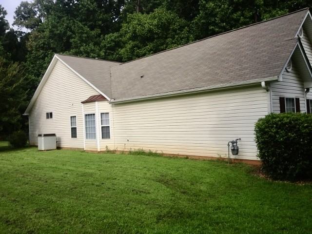 974 Dogwood Rd #1 - Photo 4 of 5