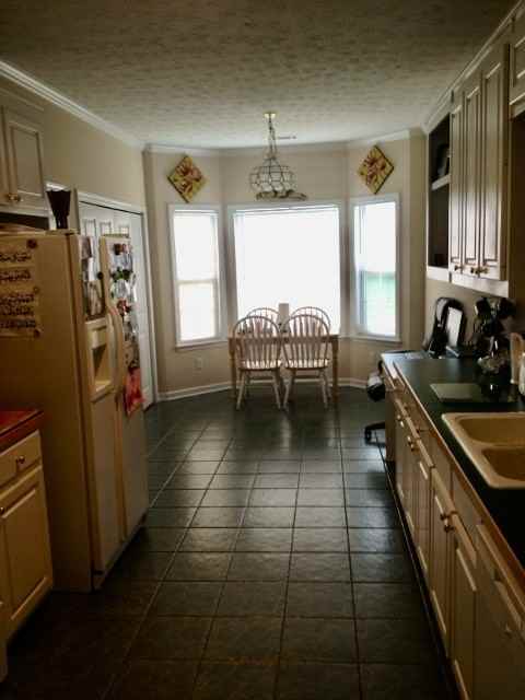 974 Dogwood Rd #1 - Photo 5 of 5