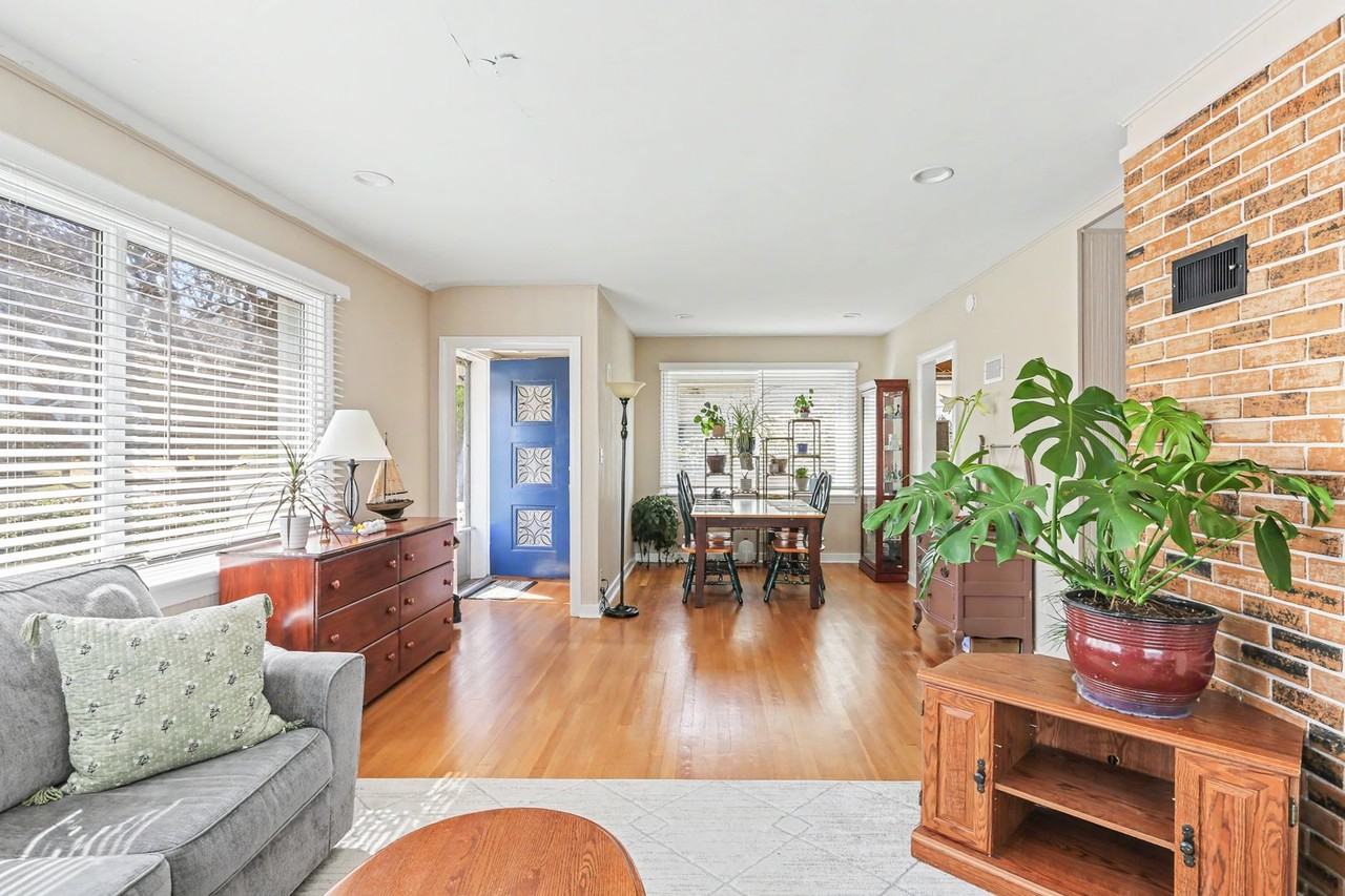 815 3rd St - Photo 2 of 14