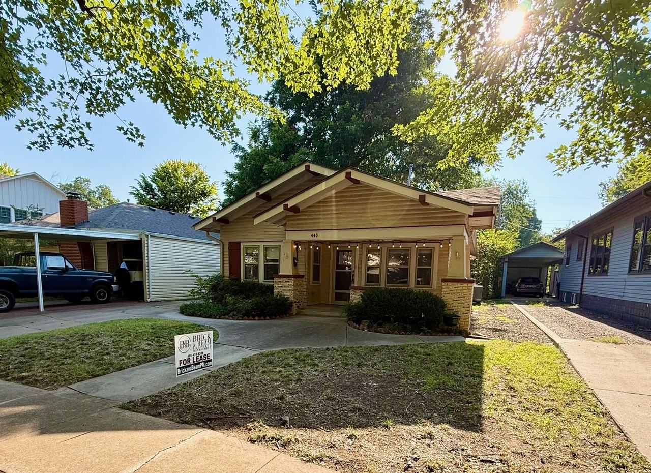 445 College Ave - Photo 2 of 27