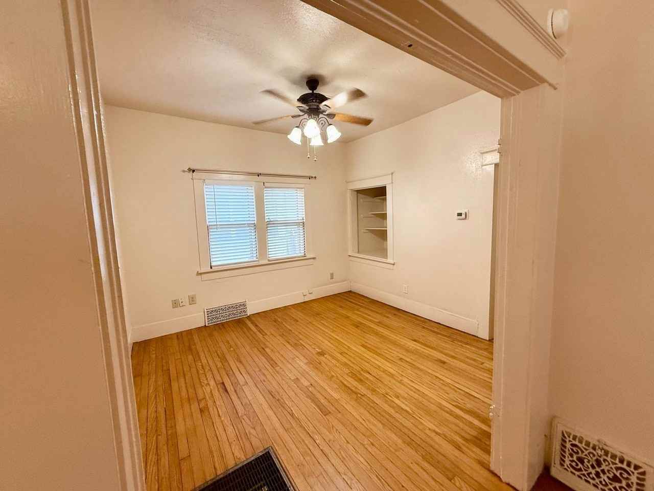 445 College Ave - Photo 7 of 27