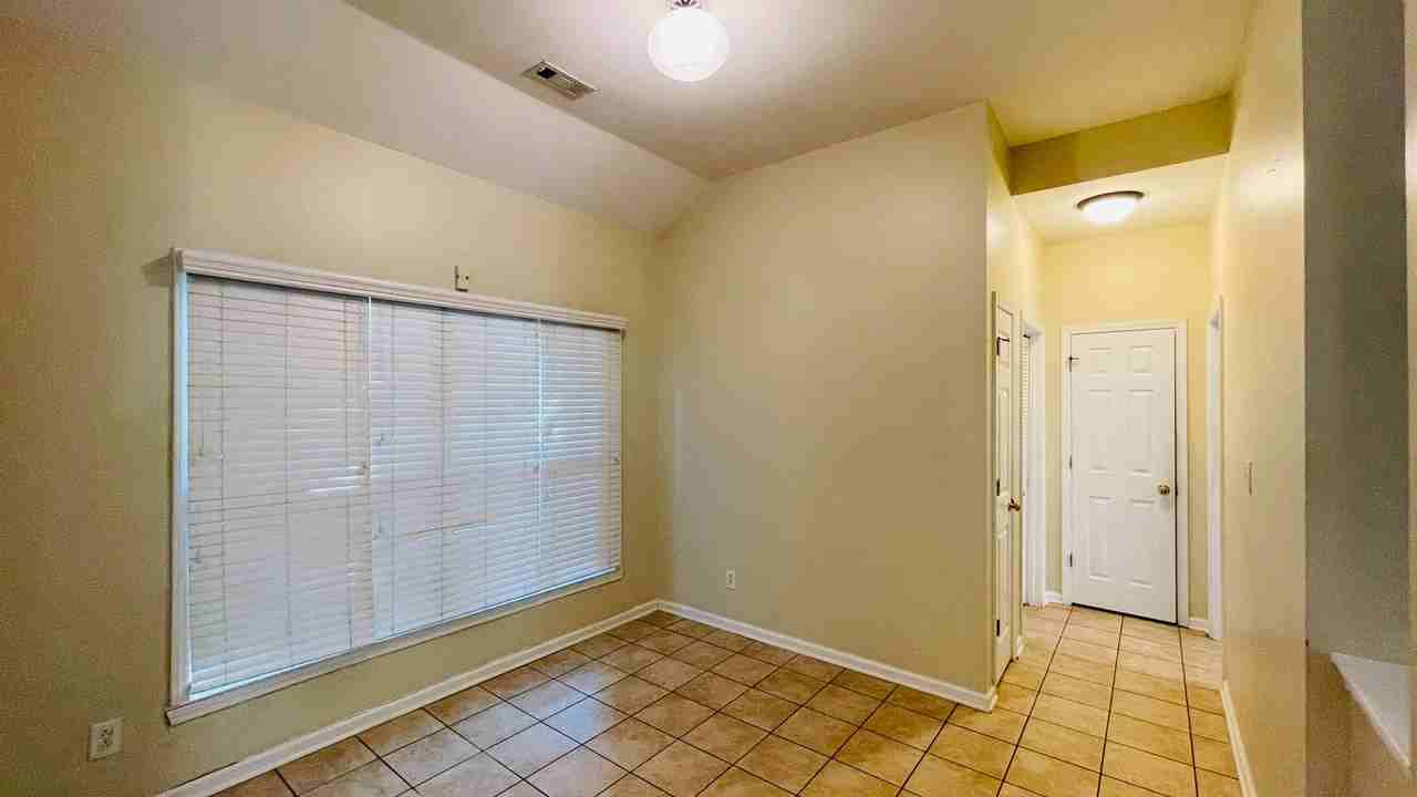 8624 Castlebay Dr - Photo 6 of 23