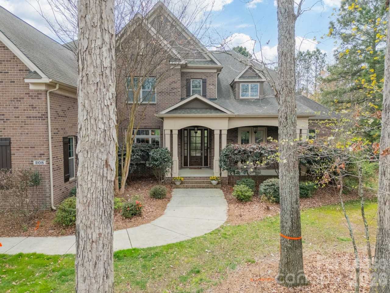 208 Pumpkin Seed Ct - Photo 3 of 37