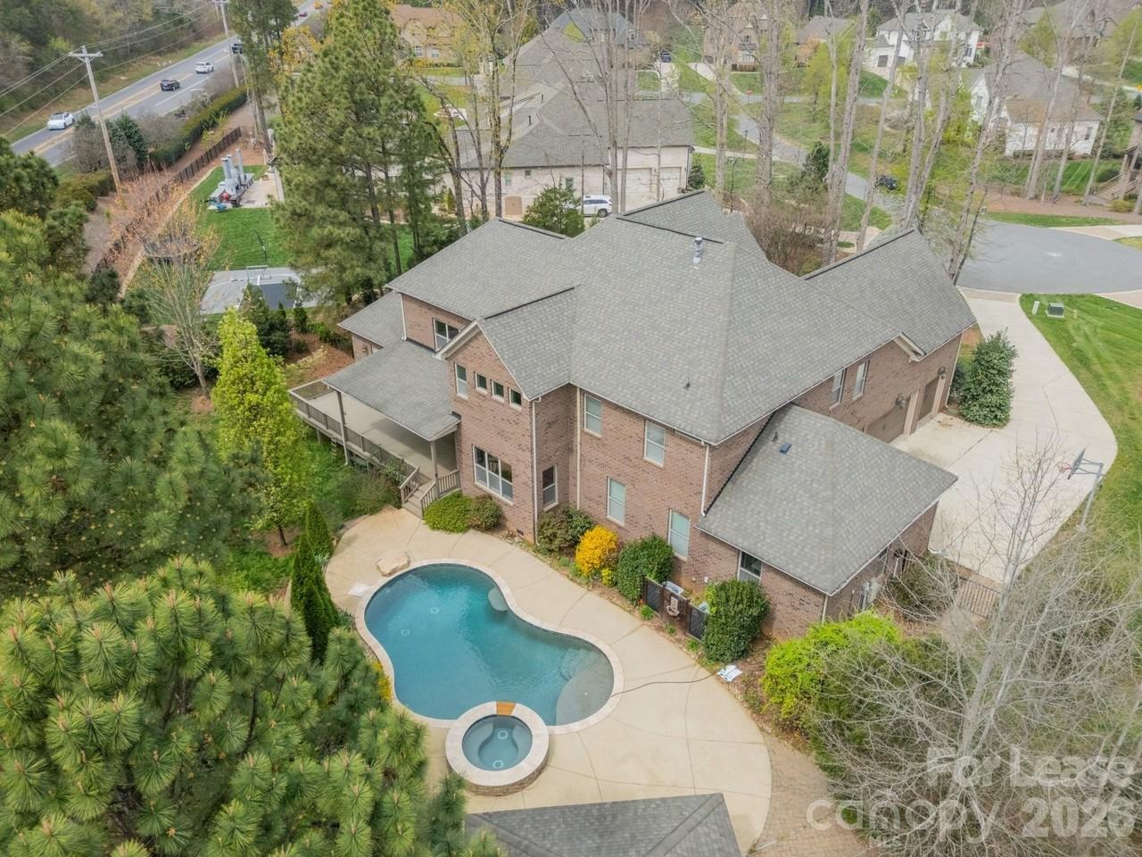 208 Pumpkin Seed Ct - Photo 4 of 37