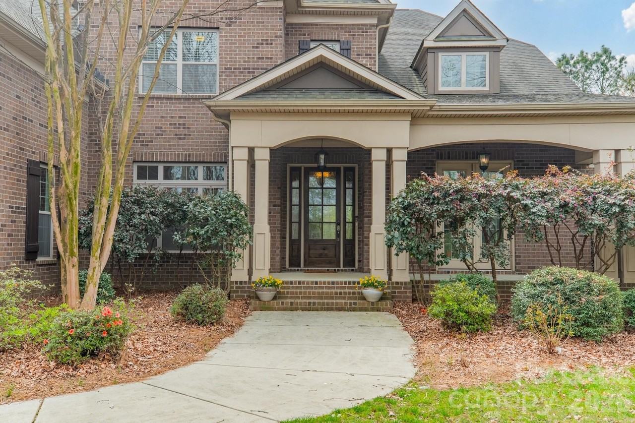 208 Pumpkin Seed Ct - Photo 7 of 37