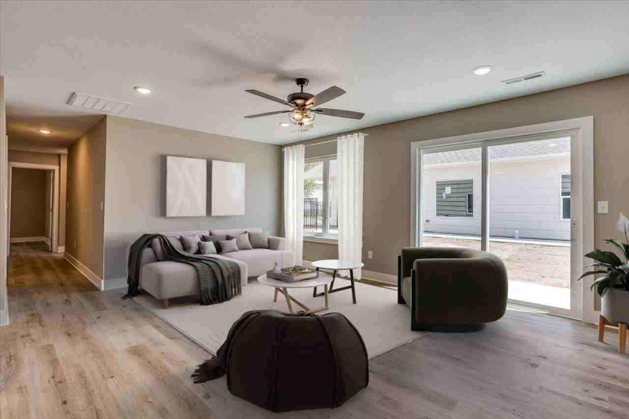 4410 N Sandplum St - Photo 2 of 19