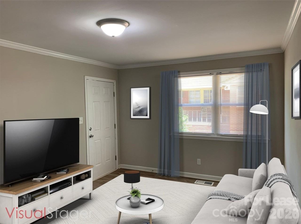 2717 Columbus Cir - Photo 2 of 10