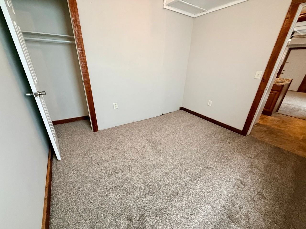 4 Cortland St - Photo 4 of 11