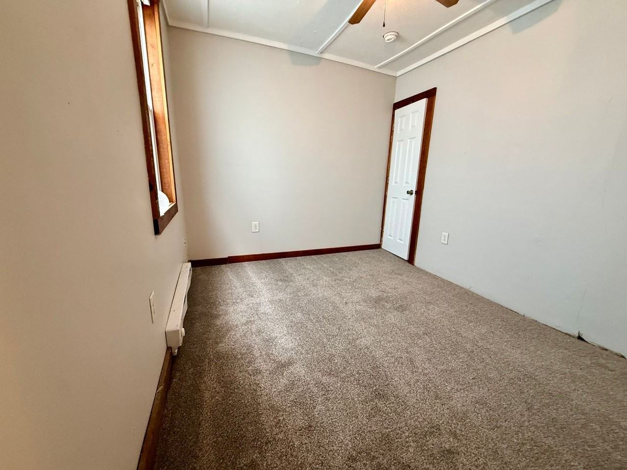 4 Cortland St - Photo 6 of 11