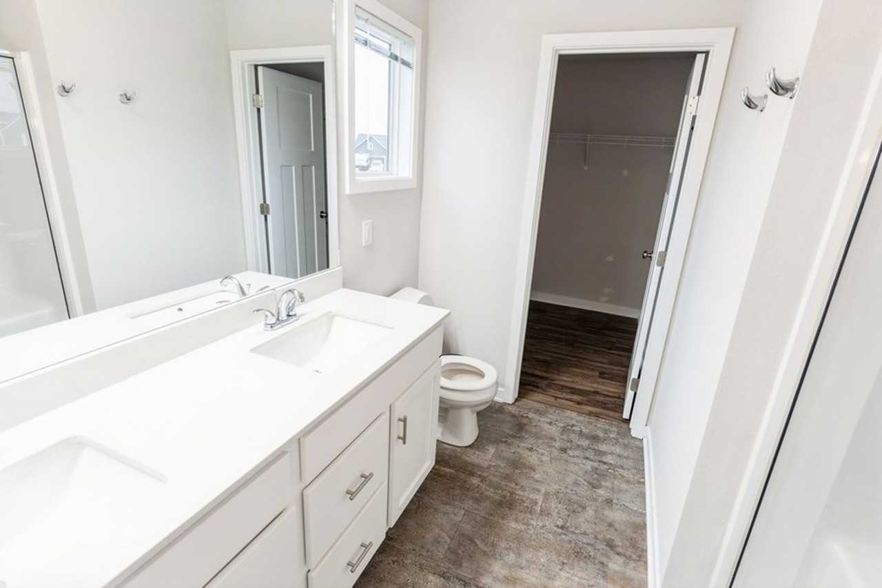 16619 Oakwood Dr - Photo 6 of 16