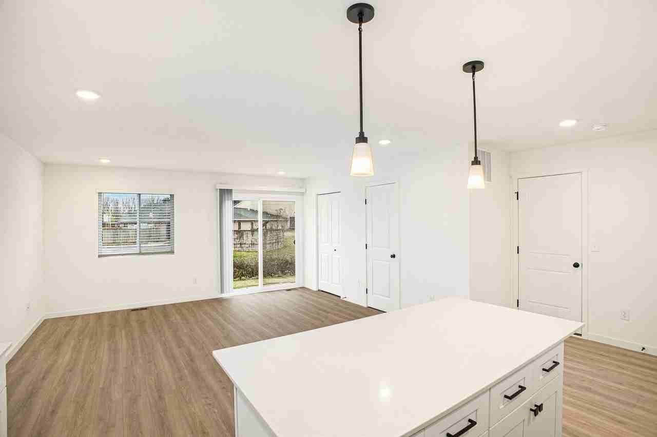 1904 Constantine Ct - Photo 7 of 24