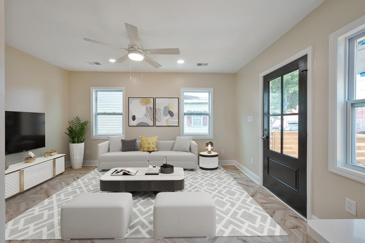 1405 Holt St - Photo 5 of 16