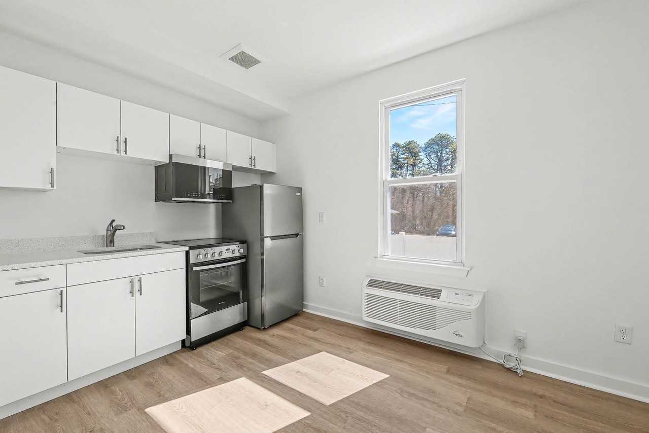 NEW STUDIOS, 1 - Photo 6 of 13