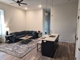 featured image of 32 Pleasant St