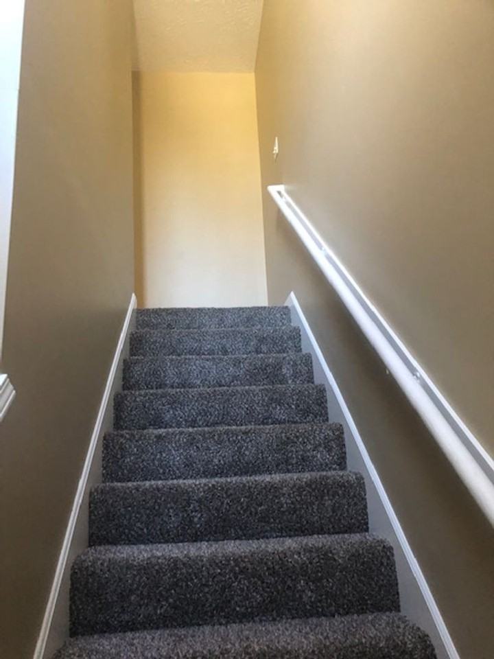 Ashberry Dr - Photo 7 of 13