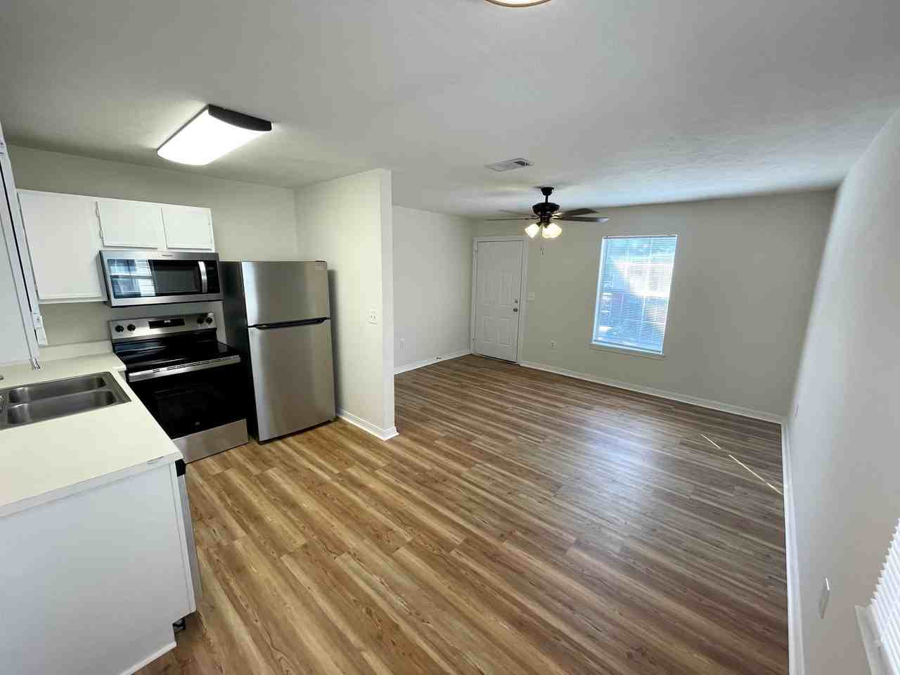 575 Dexter Dr - Photo 6 of 10