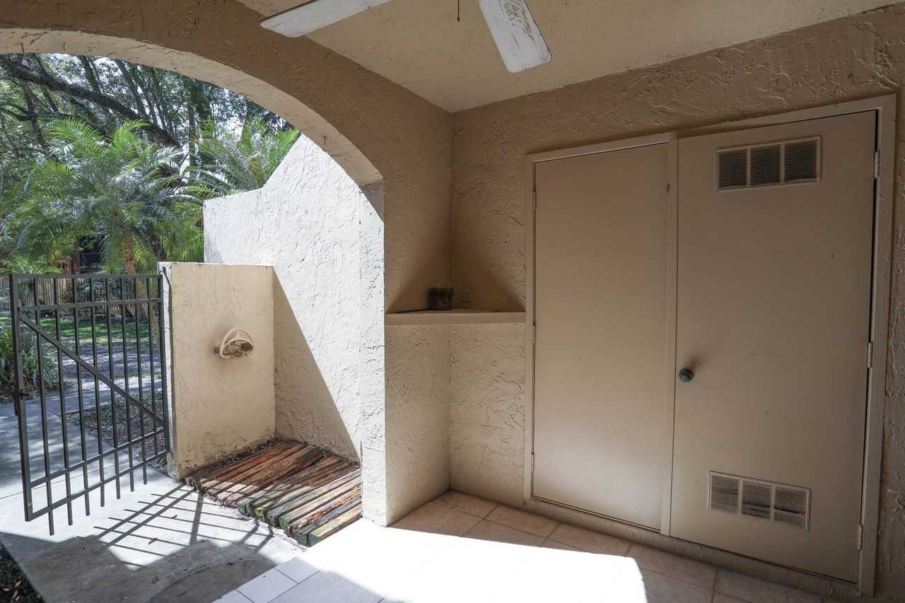 2801 Marsala Ct - Photo 4 of 28