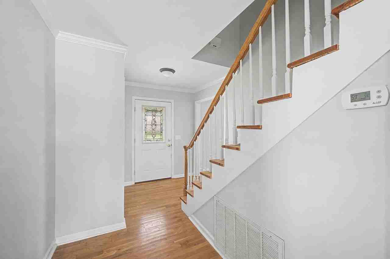 106 Saint Andrews Dr - Photo 6 of 50