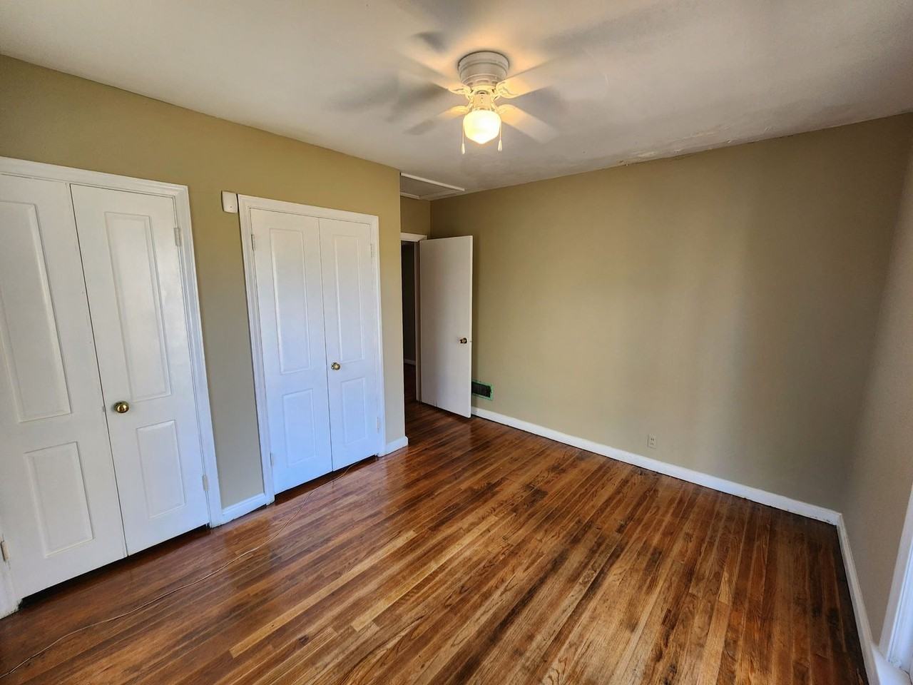 1097 Bolton Ct - Photo 7 of 12