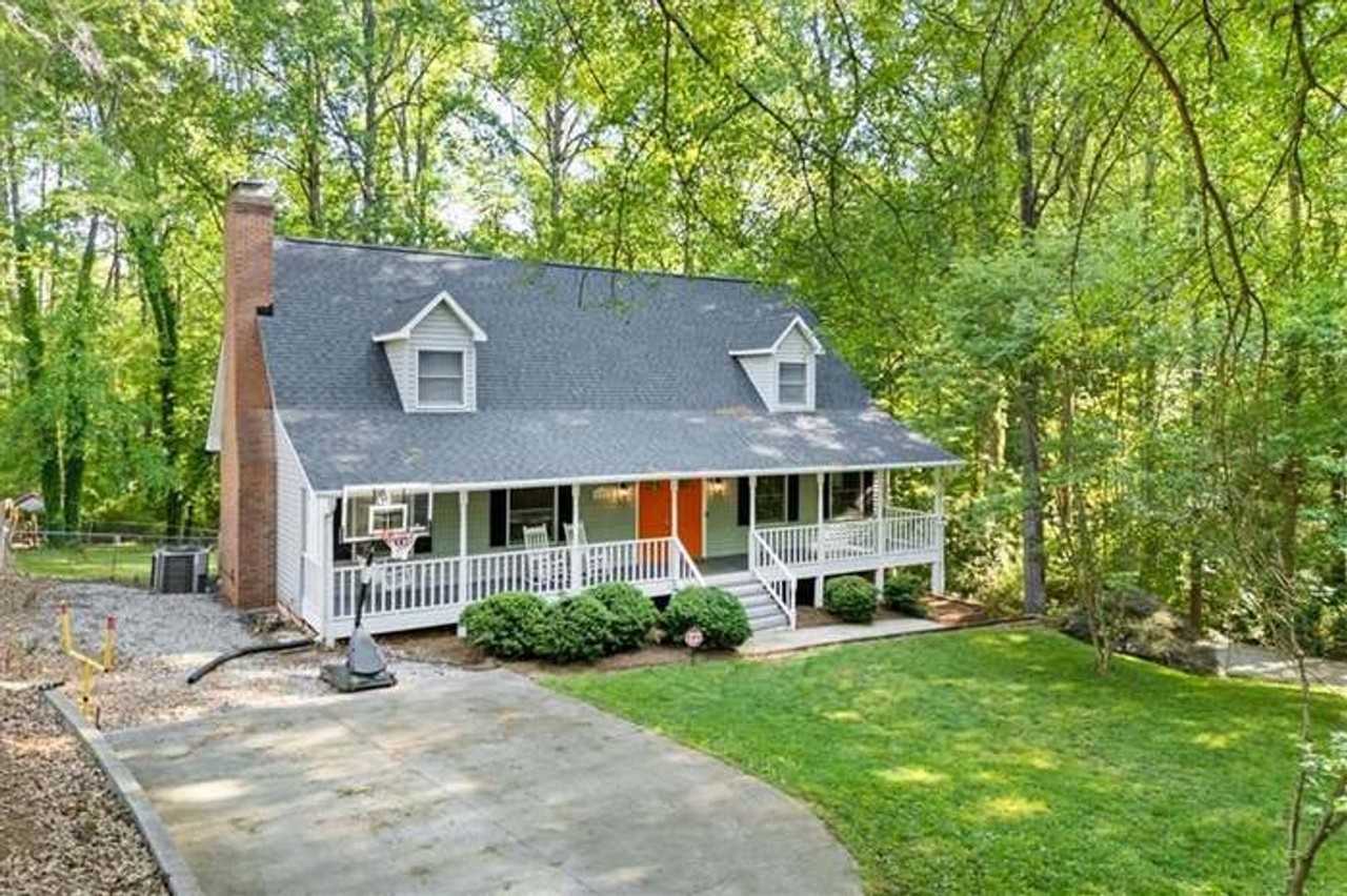 117 Ashley Rd - Photo 3 of 34