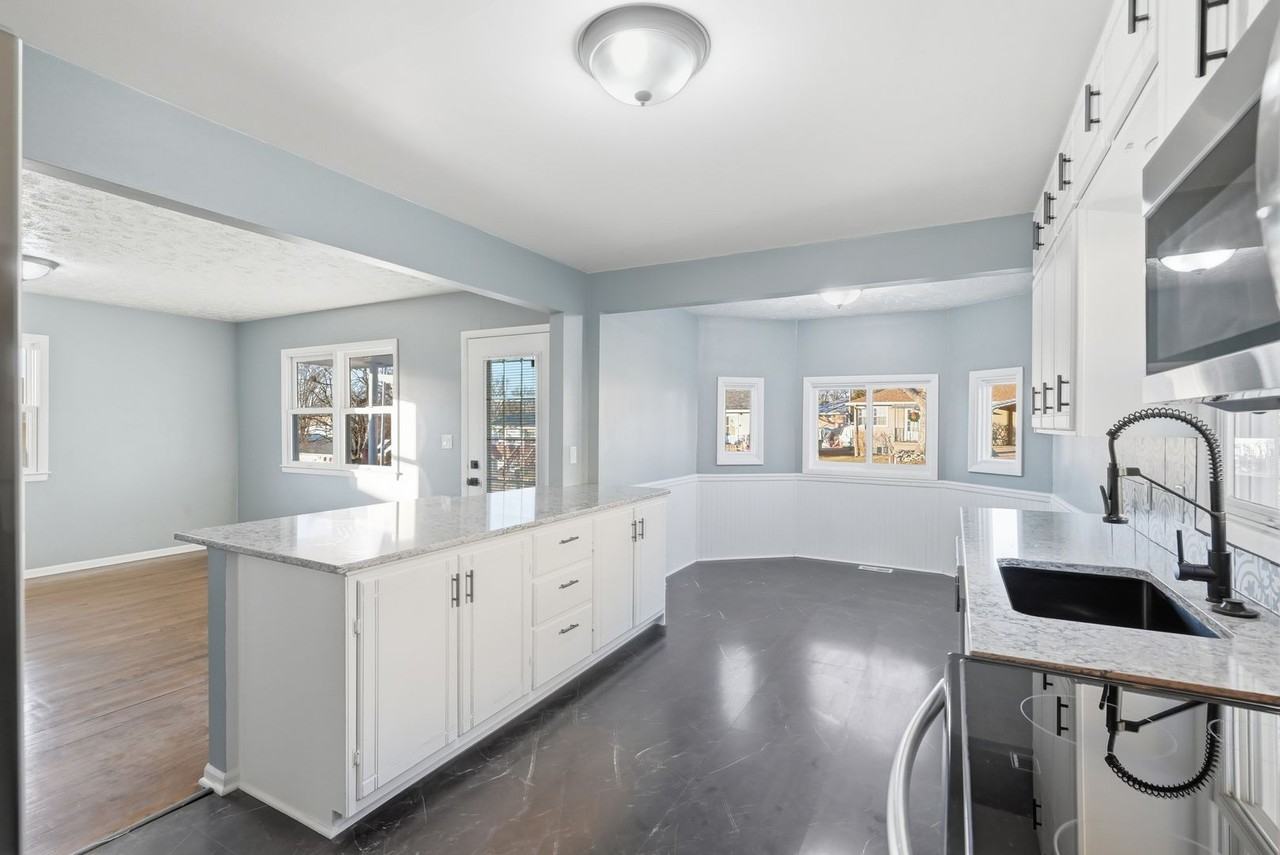 3821 Emiline St - Photo 5 of 33