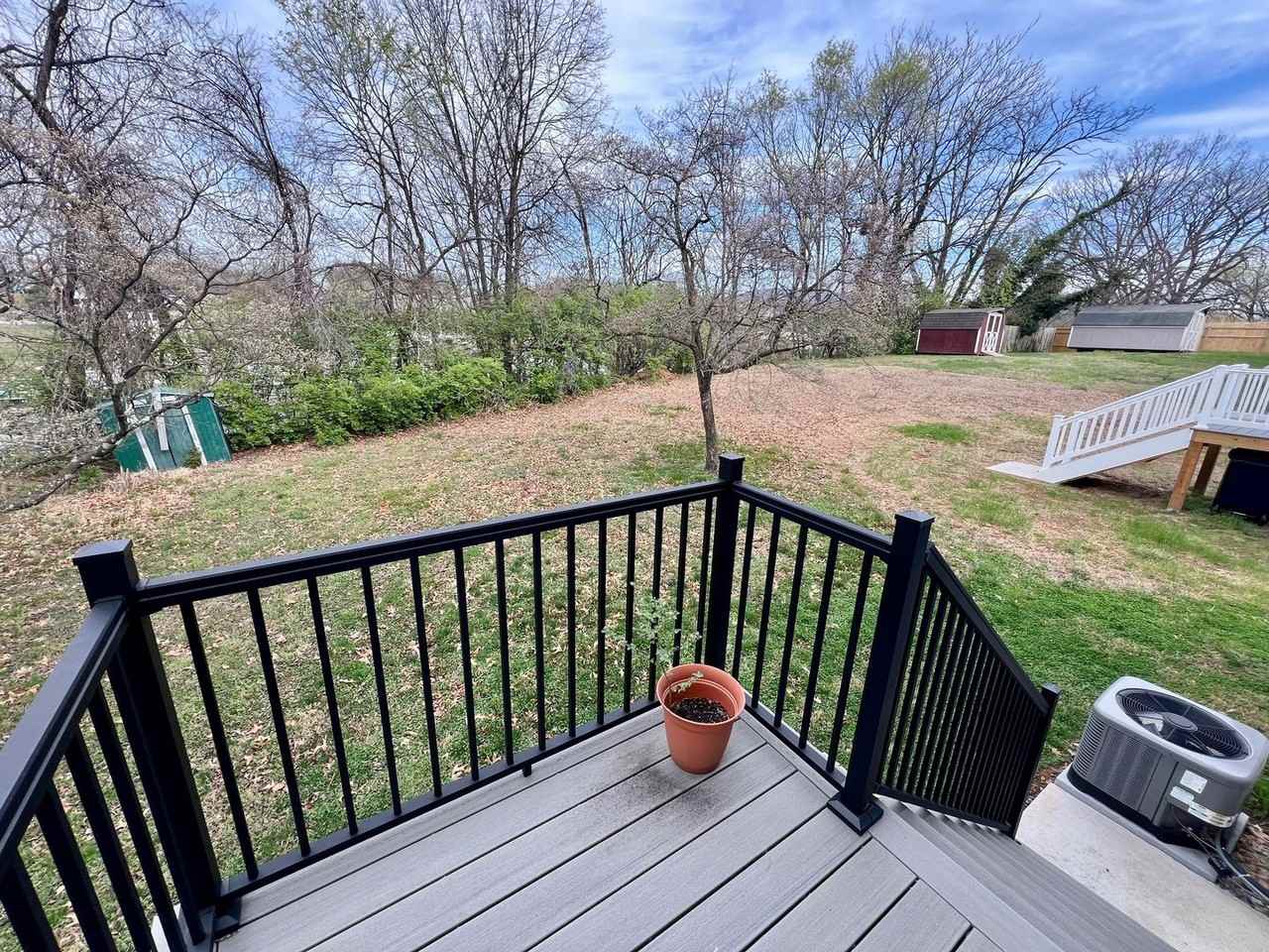 2018 Purcell Ave Ne - Photo 2 of 9