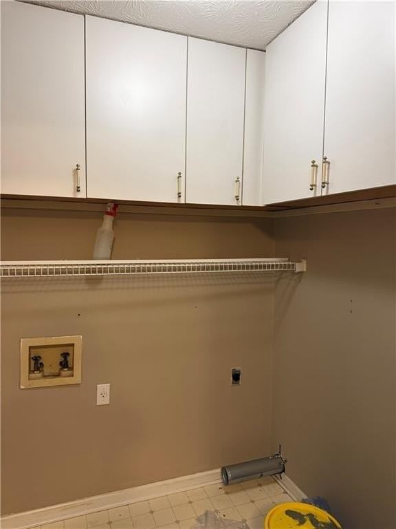 8910 Bridgewater Dr - Photo 3 of 16